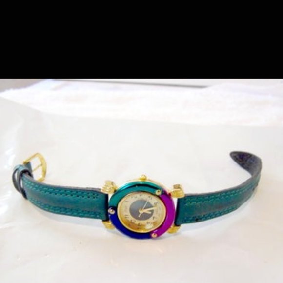 Style Multicolor Watch - Picture 4 of 6